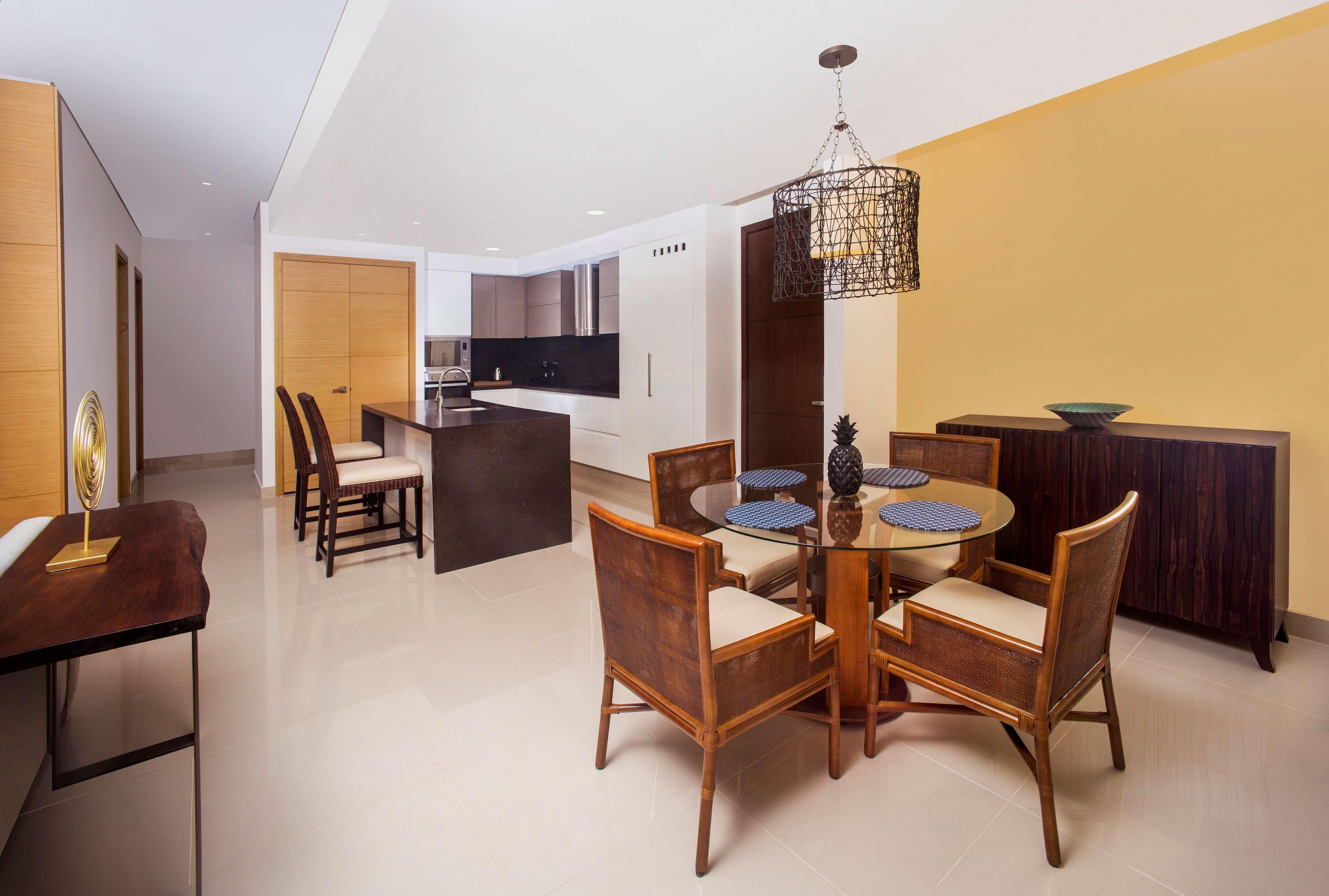 Hyatt Regency Cartagena Hotel Luaran gambar A typical apartment interior